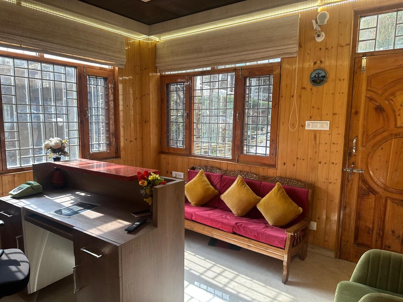 Authentic Himachali dining ambiance at Shiwalik Hills